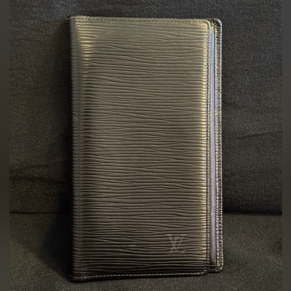Louis Vuitton Authentic Black Epi Wallet